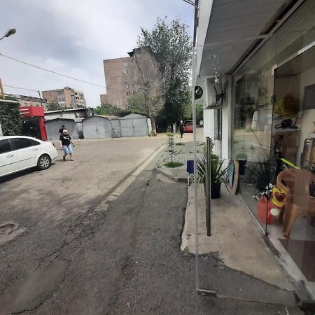 耶烈万 Vahe'S Corner House酒店 外观 照片